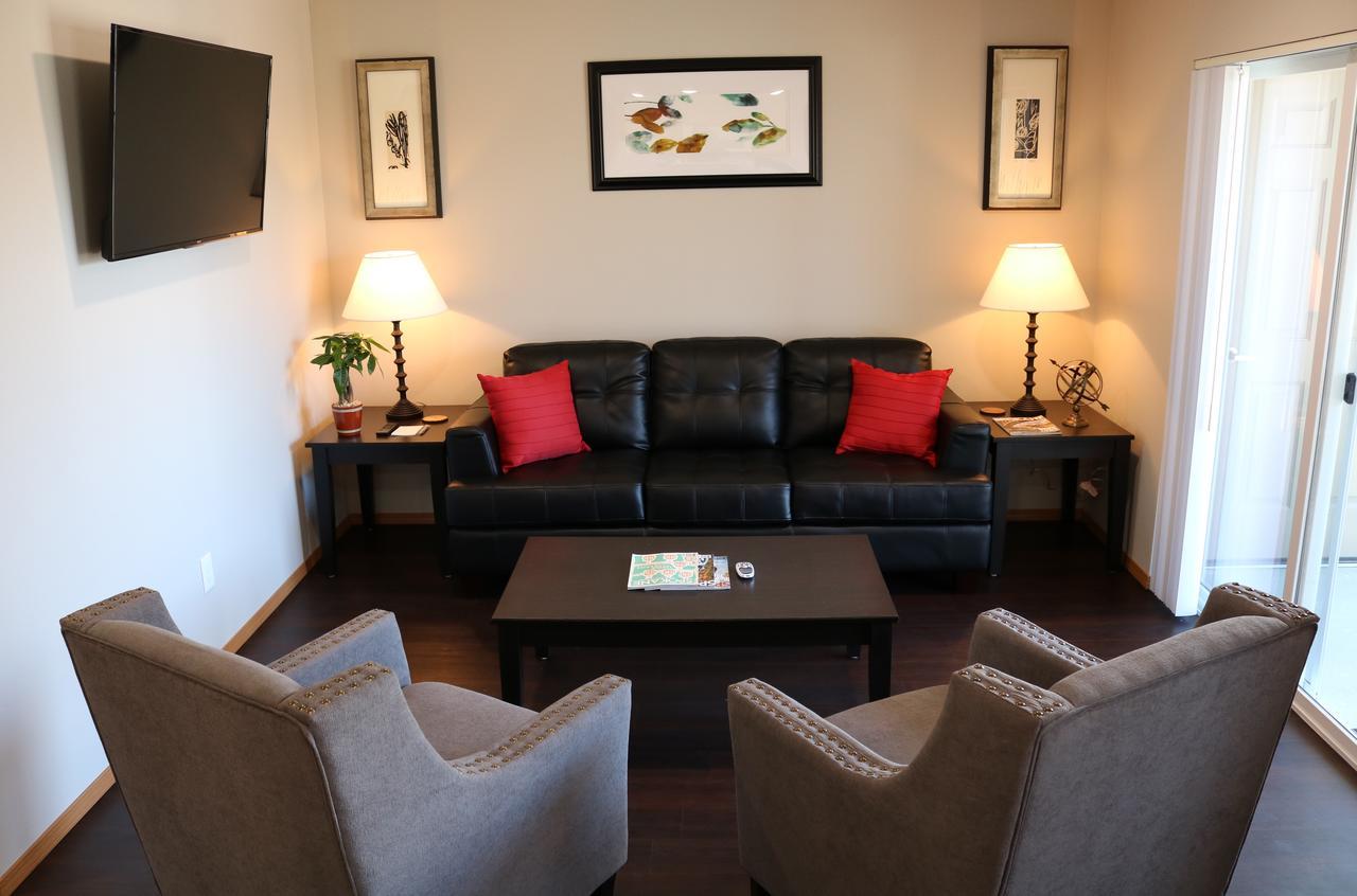 Autumn Leaf Suites Airway Heights Bagian luar foto