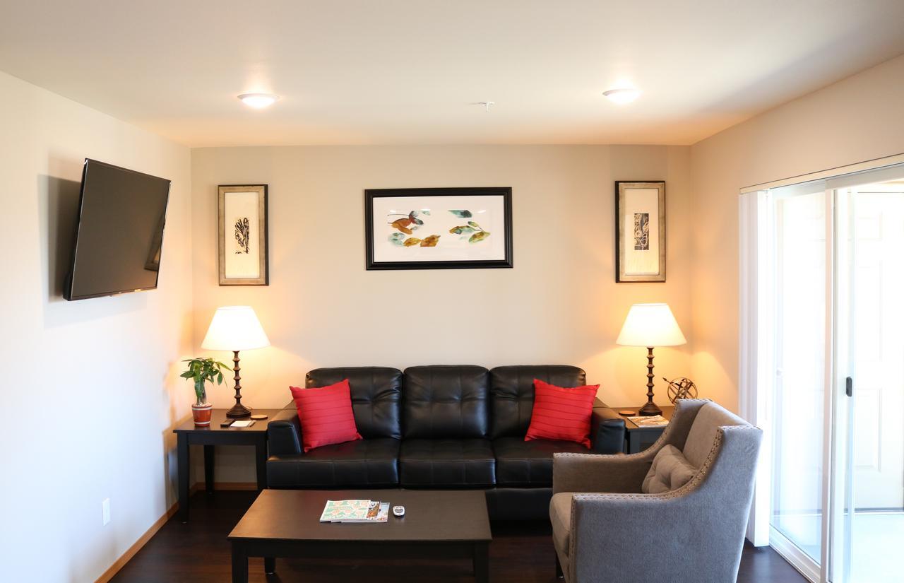 Autumn Leaf Suites Airway Heights Bagian luar foto